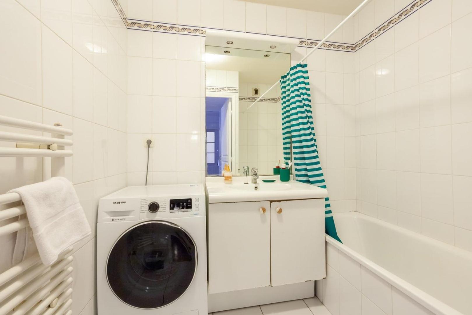 Spacious 1Br | Near City Center & Baby-Friendly! Apartamento Lyon Exterior foto